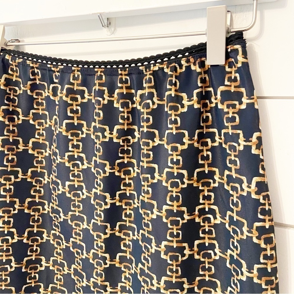 LUX. | Y2K/ 90s Style Gold Chain Link Print Slip Skirt Size Medium - Picture 4 of 7